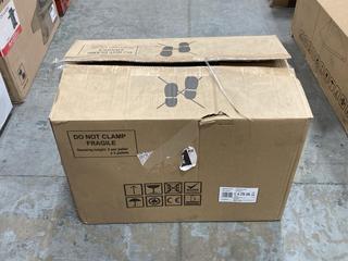 Lot 639  
            Chesterfield SR36 - Collection or Optional Delivery Available 

                
APELSON COOKER HOOD - MOD NO UBAHAL06 (LOCATION: SR36 B3)