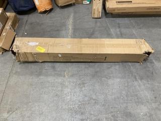 Lot 735  
            Chesterfield SR36 - Collection or Optional Delivery Available 

                
3X3 POP UP GAZEBO IN TOYAL BLUE INCLUDES PEGS AND GUIDE ROPES (LOCATION: SR36 B5)