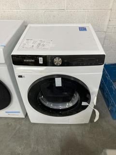 Lot 743  
            Chesterfield SR36 - Collection or Optional Delivery Available 

                
SAMSUNG WASHING MACHINE IN WHITE- MOD NUMBER WW90T554DAE/S1 - ORIGINAL RRP £399 (...