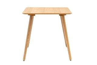 Lot 74  
            Chesterfield SR36 - Collection or Optional Delivery Available 

                
4 SEATER WOODEN DINING TABLE IN LIGHT BROWN (LOCATION: SR36 A6)