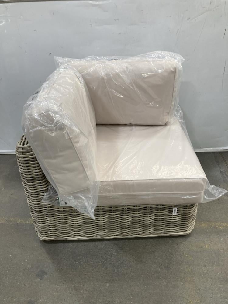 Lot 92  
            Chesterfield SR36 - Collection or Optional Delivery Available 

                
RAGUSA CORNER LOUNGE SET - ITEM NO. 795091 - ORIGINAL RRP £3359.95 (LOCATION: SR3...