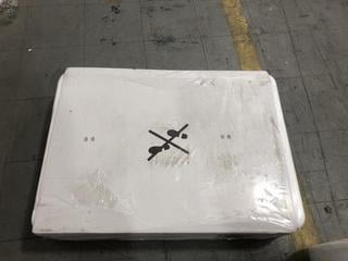 Lot 972  
            Chesterfield SR36 - Collection or Optional Delivery Available 

                
AEG 9000 TOUCHSURE 80CM GAS ON GLASS HOB - MODEL NO. HVB8453IB - ORIGINAL RRP £93...