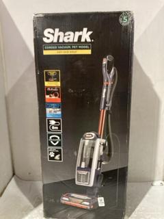 Lot 1008  
            Chesterfield SR45 - Parcel Delivery Only 

                
SHARK NINJA CORDED VACUUM PET MODEL WITH ANTI HAIR WRAP ORIGINAL RRP-£270 (LOCATI...