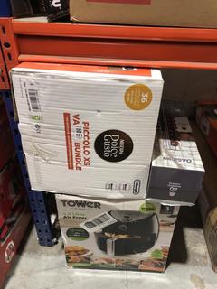 Lot 101  
            Chesterfield SR45 - Parcel Delivery Only 

                
3 X ASSORTED ELECTRIC KITCHEN APPLIANCES TO INCLUDE TOWER 4.3 LITRE AIRFRYER (LOC...