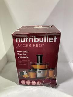 Lot 1031  
            Chesterfield SR45 - Parcel Delivery Only 

                
NUTRIBULLET JUICER PRO (LOCATION: I10)