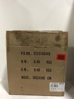 Lot 1064  
            Chesterfield SR45 - Parcel Delivery Only 

                
TEFAL SUPERGRILL 3-IN-1 XL ORIGINAL RRP-£100 (LOCATION: H1)