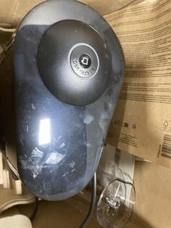 Lot 1106  
            Chesterfield SR45 - Parcel Delivery Only 

                
NESPRESSO ENV120 VERTUO NEXT COFFEE AND ESPRESSO MACHINE (LOCATION: H3)