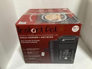Lot 1117  
            Chesterfield SR45 - Parcel Delivery Only 

                
INSTANT DUO CRISP WITH ULTIMATE LID MULTI-COOKER + AIRFRYER (LOCATION: H3)