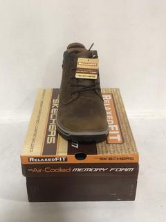 Lot 1159  
            Chesterfield SR45 - Parcel Delivery Only 

                
SKECHERS RELAXED FIT WITH AIR-COOLED MEMORY FOAM UK SIZE 10 (LOCATION: H5)