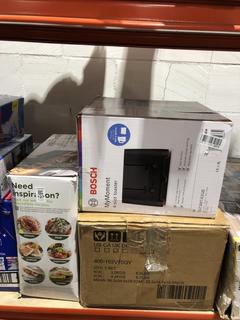 Lot 127  
            Chesterfield SR45 - Parcel Delivery Only 

                
3 X ASORTED KITCHEN APPLIANCES TO INCLUDE BOSCH MYMOMENT 4-SLOT TOASTER (LOCATION...