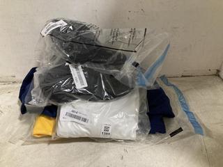 Lot 1385  
            Chesterfield SR45 - Parcel Delivery Only 

                
7 X ASSORTED SPORTING ITEMS TO INCLUDE BLACK ADIDAS ONE SIZE FITS ALL WOMEN CAP (...