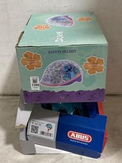 Lot 1388  
            Chesterfield SR45 - Parcel Delivery Only 

                
DISNEY STICH SAFETY HELMET TO INCLUDE CYCLE ABUS SMILEY 2.0 TURQUOISE SAILOR M 50...