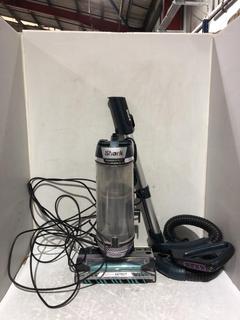 Lot 162  
            Chesterfield SR45 - Parcel Delivery Only 

                
SHARK NINJA AZ3900UK POWERDETECT CORDED UPRIGHT VACUUM PET MODEL ORIGINAL RRP-£35...