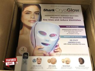 Lot 1  
            Chesterfield SR45 - Parcel Delivery Only 

                
SHARK NINJA FW312UK CRYOGLOW LED LIGHT THERAPY FACE MASK ORIGINAL RRP-£300 (LOCAT...