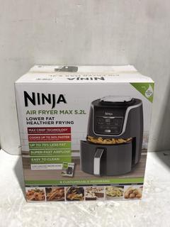 Lot 241  
            Chesterfield SR45 - Parcel Delivery Only 

                
SHARK NINJA AIR FRYER MAX 5.2L ORIGINAL RRP-£140 (LOCATION: L14)