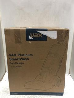 Lot 256  
            Chesterfield SR45 - Parcel Delivery Only 

                
VAX PLATINUM SMARTWASH PET DESIGN CARPET WASHER ORIGINAL RRP-£350 (LOCATION: L14)