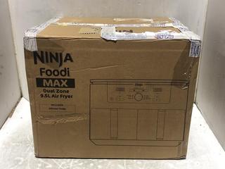 Lot 259  
            Chesterfield SR45 - Parcel Delivery Only 

                
SHARK NINJA AF400UK MAX DUAL AIR FRYER 9.5L ORIGINAL RRP-£230 (LOCATION: L10)