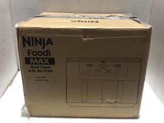 Lot 279  
            Chesterfield SR45 - Parcel Delivery Only 

                
SHARK NINJA AF400UK MAX DUAL AIR FRYER 9.5L ORIGINAL RRP-£230 (LOCATION: L15)