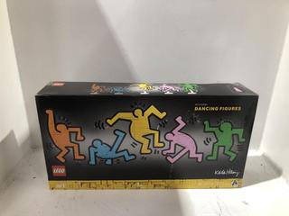 Lot 391  
            Chesterfield SR45 - Parcel Delivery Only 

                
LEGO KEITH HARING DANCING FIGURES (LOCATION: K5)
