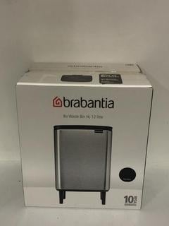 Lot 403  
            Chesterfield SR45 - Parcel Delivery Only 

                
BRABANTIA BO WASTE BIN HI 12 LITRE (LOCATION: K6)