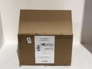 Lot 410  
            Chesterfield SR45 - Parcel Delivery Only 

                
BASICS BLACK TOASTER (LOCATION: K6)