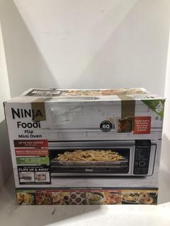 Lot 477  
            Chesterfield SR45 - Parcel Delivery Only 

                
SHARK NINJA FOODI FLIP OVEN ORIGINAL RRP-£150 (LOCATION: K9)