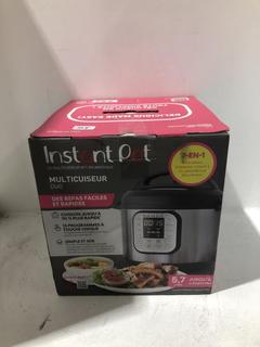 Lot 482  
            Chesterfield SR45 - Parcel Delivery Only 

                
INTANTPOT DUO MULTI-USE PRESSURE COOKER (LOCATION: K9)