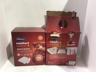 Lot 522  
            Chesterfield SR45 - Parcel Delivery Only 

                
2 X SILENTNIGHT COMFORT CONTROL ELECTRIC-BLANKETS (LOCATION: J1)