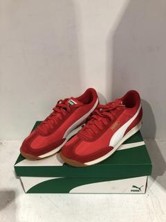Lot 546  
            Chesterfield SR45 - Parcel Delivery Only 

                
PUMA EADY RIDER VINTAGE RED/WHITE UK SIZE 11 SHOES (LOCATION: J2)