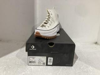 Lot 598  
            Chesterfield SR45 - Parcel Delivery Only 

                
CONVERSE UK SIZE 3.5 RUN STAR HIKE TRAINERS (LOCATION: J3)