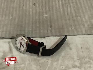 Lot 63  
            Chesterfield SR45 - Parcel Delivery Only 

                
MONDAINE SWISS WATCH ORIGINAL RRP-£205 (LOCATION: G10)