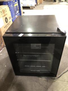 Lot 657  
            Chesterfield SR45 - Parcel Delivery Only 

                
RUSEELL HOBBS MINI FRIDGE ORIGINAL RRP-£152 (LOCATION: J5)