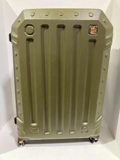 Lot 670  
            Chesterfield SR45 - Parcel Delivery Only 

                
BRITBAG LARGE GREEN HARDSHELL SUITCASE (LOCATION: J6)