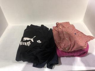 Lot 721  
            Chesterfield SR45 - Parcel Delivery Only 

                
5 X ASSORTED CHILDRENS CLOTHING ITEMS TO INCLUDE RED CHEQUERED SHIRT SIZE 8 (LOCA...