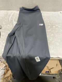 Lot 731  
            Chesterfield SR45 - Parcel Delivery Only 

                
3 X ASSORTED CLOTHING ITEMS TO INCLUDE XL GREY TRACKSUIT BOTTOMS (LOCATION: J8)