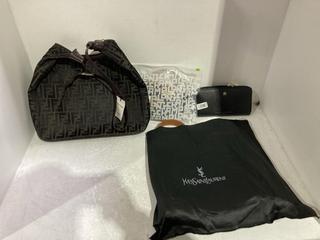 Lot 761  
            Chesterfield SR45 - Parcel Delivery Only 

                
4 X ASSORTED BAGS TO INCLUDE BLACK SMALL JOHNNY LOVES ROSIE LONDON BAG (LOCATION:...