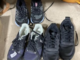 Lot 763  
            Chesterfield SR45 - Parcel Delivery Only 

                
3 X ASSORTED FOOTWEAR TO INCLUDE ADIDAS BLACK TRAINERS UK SIZE 5 (LOCATION: J9)