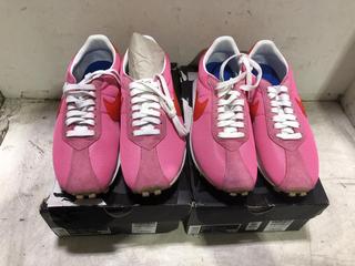 Lot 800  
            Chesterfield SR45 - Parcel Delivery Only 

                
NIKE W LD-1000 UK SIZE 8.5 TRAINERS PINKSICLE/PICANTE RED & NIKE W LD-1000 UK SIZ...