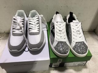 Lot 802  
            Chesterfield SR45 - Parcel Delivery Only 

                
2 X ASSORTED FOOTWEAR TO INCLUDE SIGNATURE LACE UP SNEAKER GLITER UK SIZE 8 (LOCA...