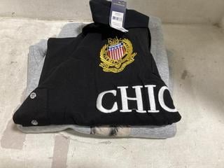 Lot 886  
            Chesterfield SR45 - Parcel Delivery Only 

                
2 X RALPH LAUREN CLOTHING ITEMS TO INCLUDE BLACK LARGE RALPH LAUREN POLO SHIRT BL...