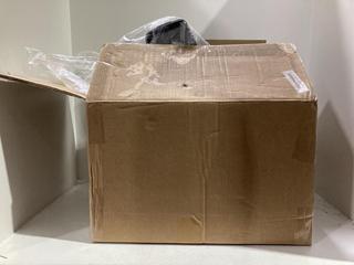 Lot 927  
            Chesterfield SR45 - Parcel Delivery Only 

                
VAX SPOTWASH SPOT CLEANER (LOCATION: I5)