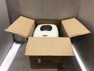 Lot 93  
            Chesterfield SR45 - Parcel Delivery Only 

                
MORPHY RICHARDS FASTBAKE BREADMAKER ORIGINAL RRP-£100 (LOCATION: L6)