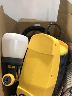 Lot 951  
            Chesterfield SR45 - Parcel Delivery Only 

                
WAGNER W960 FLEXIO UNIVERSAL SPRAYER ORIGINAL RRP-£155 (LOCATION: I6)