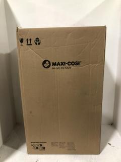 Lot 962  
            Chesterfield SR45 - Parcel Delivery Only 

                
MAXI-COSI CABRIOFIX I-SIZE CAR SEAT (LOCATION: I7)