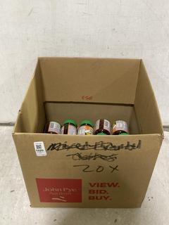 Lot 1020  
            Chesterfield SR44 - Parcel Delivery Only 

                
20 X TUBS OF 30 SOFTIES HALIBORANGE MR.MEN LITTLE MISS MULTIVITAMINS FOR AGES 3-7...