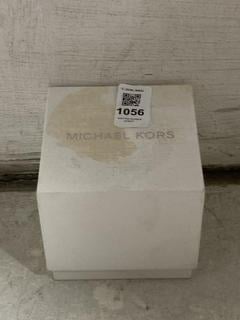 Lot 1056  
            Chesterfield SR44 - Parcel Delivery Only 

                
MICHAEL KORS OVERSIZED MAREN TWO-TONE WATCH ORIGINAL RRP Â£167 (LOCATION: I2)