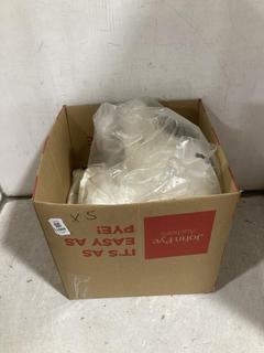 Lot 1066  
            Chesterfield SR44 - Parcel Delivery Only 

                
5 X MICHELLE KEEGAN TEXTURED BANDEAU DRESS IN CREAM/WHITE SIZE 12 ORIGINAL RRP Â£...