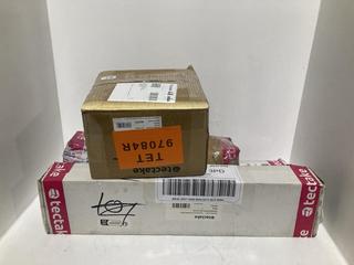 Lot 1118  
            Chesterfield SR44 - Parcel Delivery Only 

                
4 X ASSORTEDS ITEMS TO INCLUDE TECTAKE RECTANGULAR POOL COVER (LOCATION: I4)