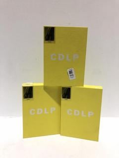 Lot 113  
            Chesterfield SR44 - Parcel Delivery Only 

                
3 X CDLP WHITE Y-BRIEF SIZE XL - ORIGINAL RRP £120 (LOCATION: L6)