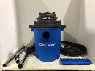 Lot 1158  
            Chesterfield SR44 - Parcel Delivery Only 

                
VACMASTER - WIRED IN HOOVER IN BLUE/BLACK- B07PVLBFNM- (LOCATION: I5)